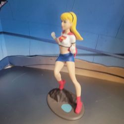 Diamond Select Toys DC Gallery Superman: The Animated Series Supergirl PVC Figure