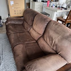 Recliner Sofa And Matching Rocking/reclining Lazy Boy