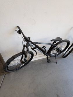 Bicycle 26” nide repair the front tire it’s flat