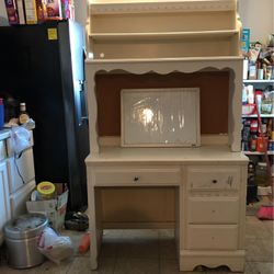 Beautiful Desk Or Vanity 