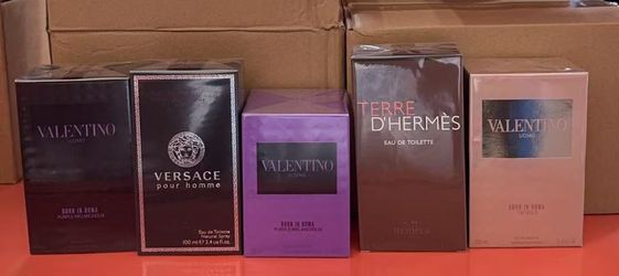 Perfumes shipped directly from the warehouse.