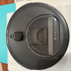 The Lefant LiDAR robot vacuum and mop combo features intelligent mapping and obstacle avoidance, preventing pet hair from getting tangled, 2.4G/5G WiF