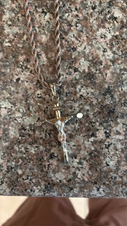Jesus Christ ✝️ Crucifix Pendant With Stainless Steel Chain “22Inches