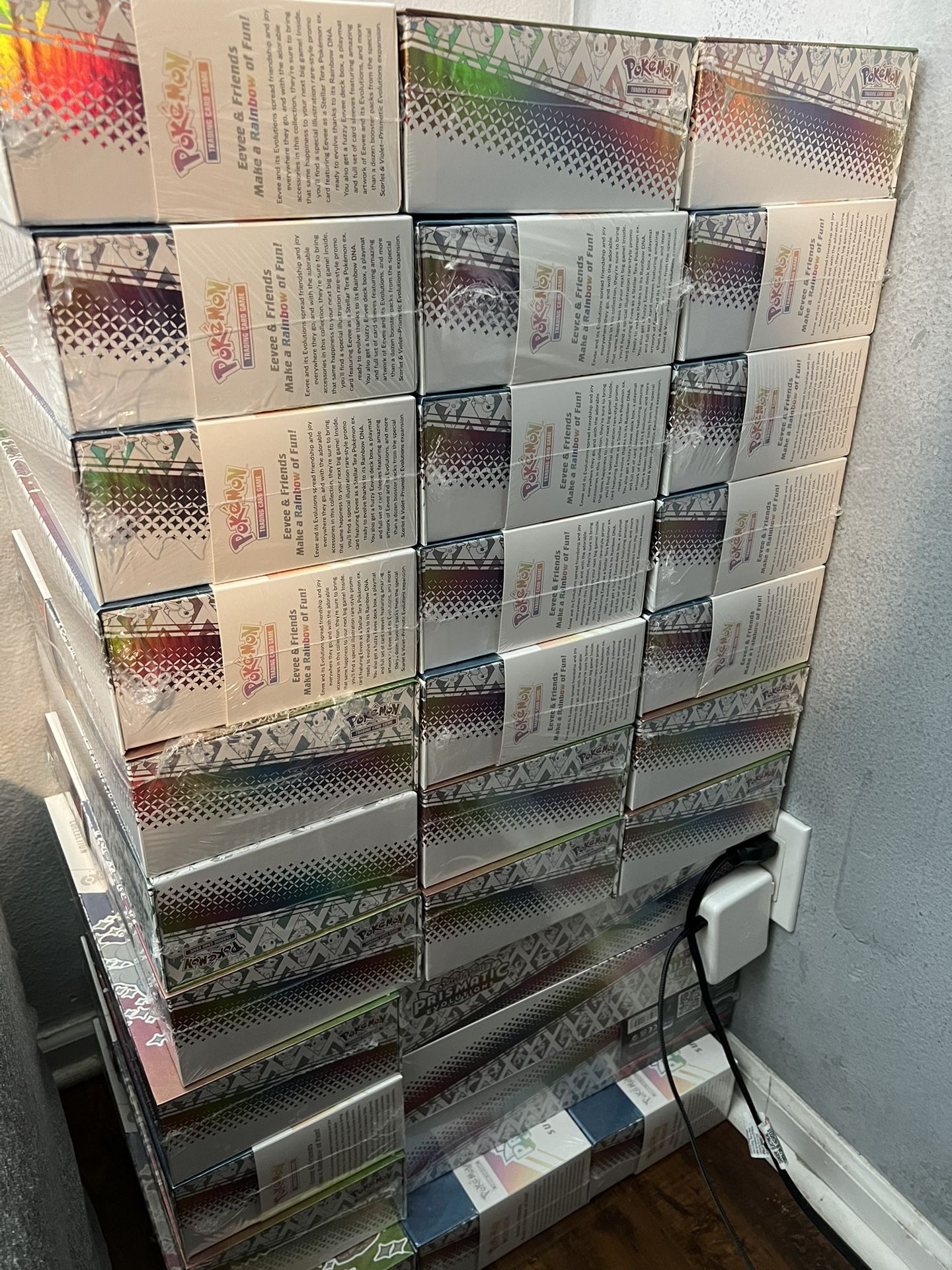 Pokemon Prismatic Evolutions Super Premium Collection