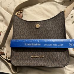 Small Michael Kors Purse 