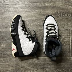 Jordan 9 Retro