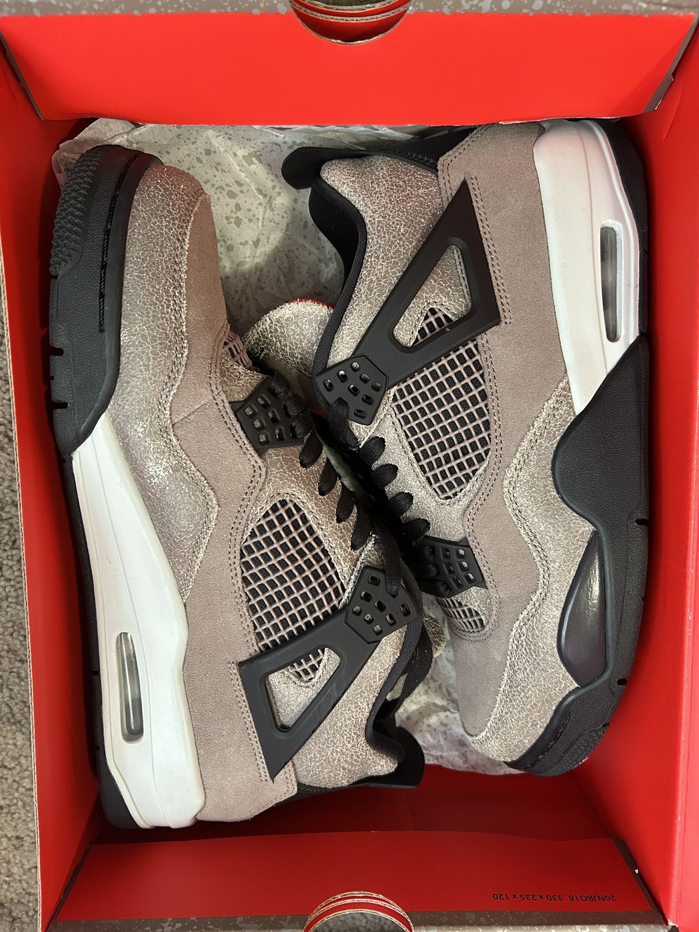Jordan 4 Taupe Haze Size 9