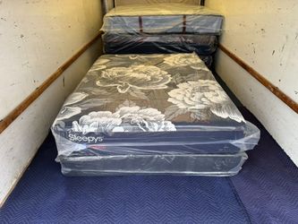 LIKE NEW! Sleepy's Hybrid Queen Mattress - Delivery Available