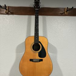 Acoustic Guitar Yamaha FD01S