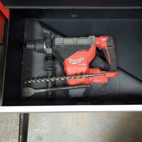 Milwaukee 271820 M18 Sds Max One Key Hammer Drill Tool Only With Bits