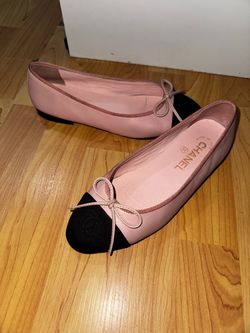 Chanel pink ballet flats💕