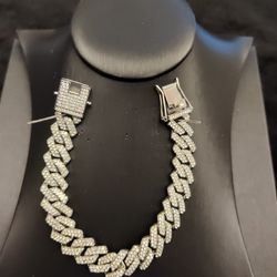 Bracelet Tone Silver