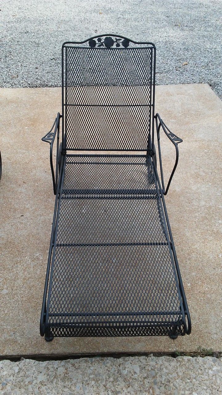 Used wrought 2024 iron chaise lounge