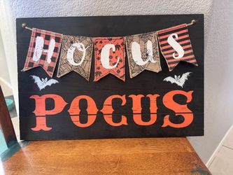 Wood hocus pocus sign