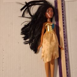 Nice Disney Royal Shimmer Pocahontas Doll