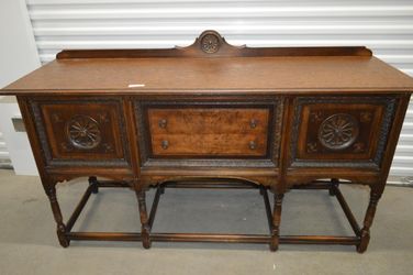 Antique buffet excellent condition