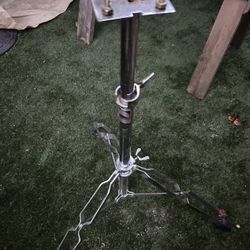 Stand for drum set not sure what goes on it