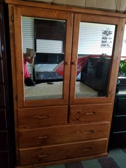 Closet with four draws 100% wood