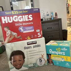 size 5 diapers (read description)
