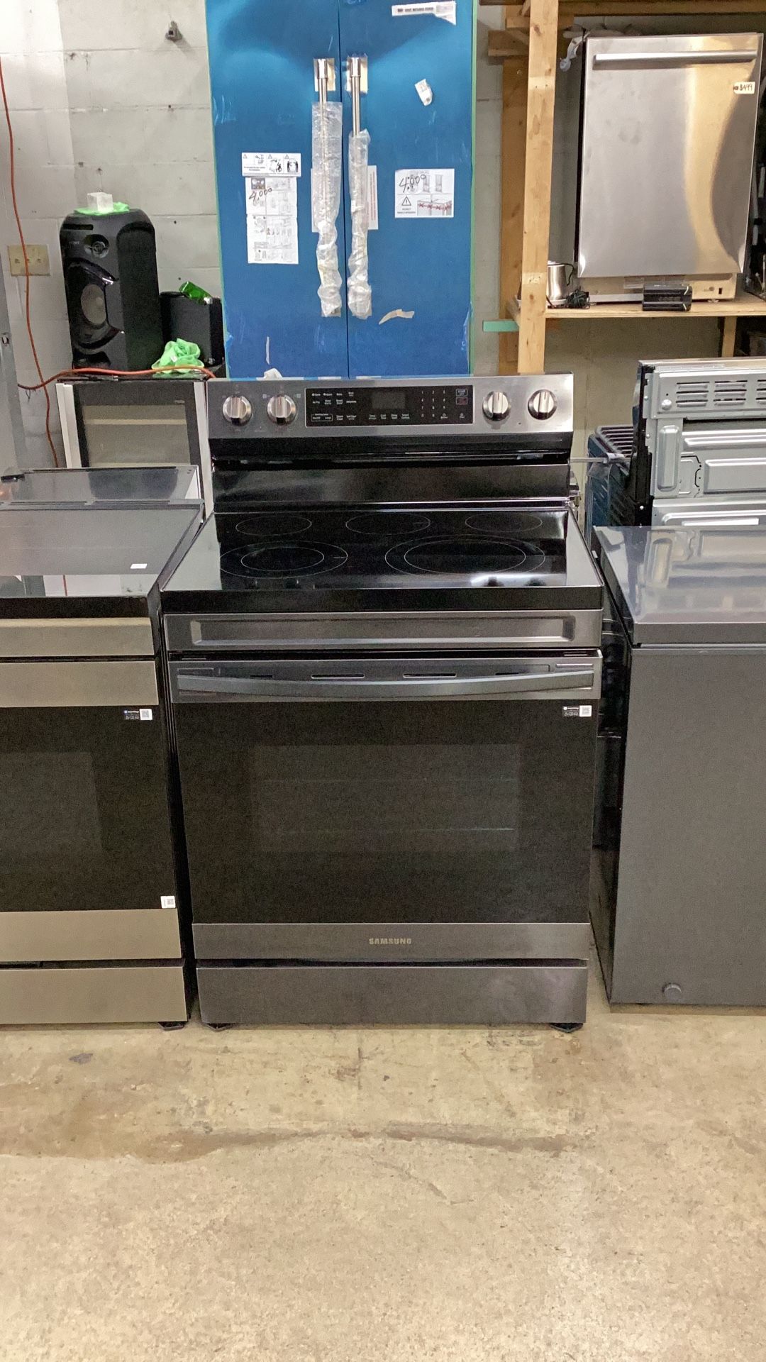 Samsung Stove Stainless Steel Scratch And Dent