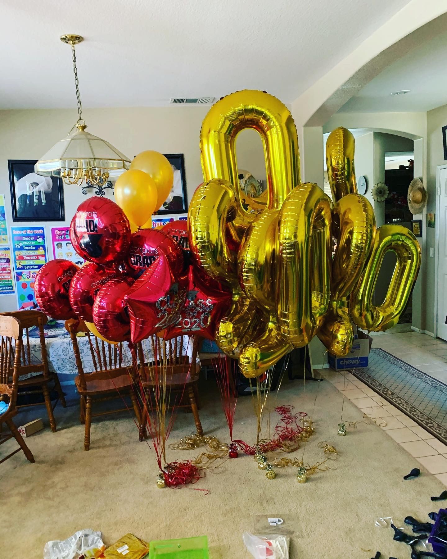 Balloon arches, helium balloons, balloon columns