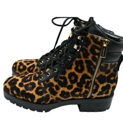 4 Michael kors  ankle boots size 7.5  almost new