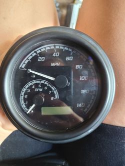 Dakota Digital MVX-2002 for a Harley Davidson