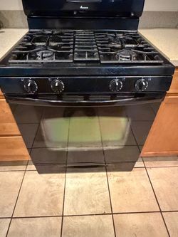 4 Burner gas stove