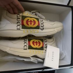 Gucci Ivory Rhyton Sz 11