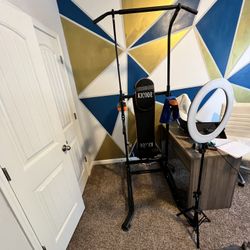 Work Out Pull Up Bar With Bench