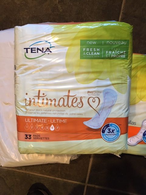 Women’s adult diapers/underwear/pads