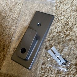 Universal Vacuum Wall Mount  (NEW)