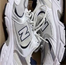 NWT New Balance 530