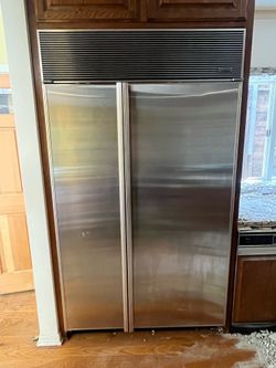 Refrigerator