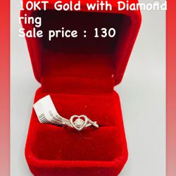 10 KT White Gold With Diamond Ring 
