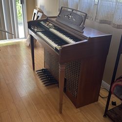 Venus with Genie Organ