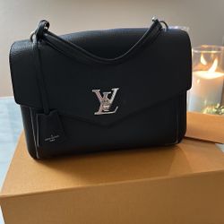 Louis Vuitton Soft Calfskin My Lockme Top Handle Black