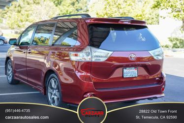 2017 Toyota Sienna