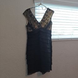 Simple Black& Lace Dress