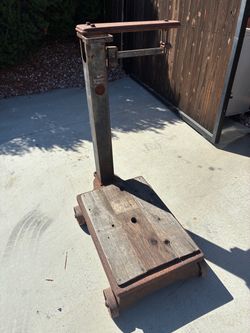 Vintage grain scale