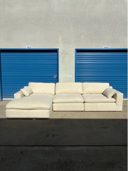 Down Feather Cloud Sectional Couch 🛻Delivery Available🛻