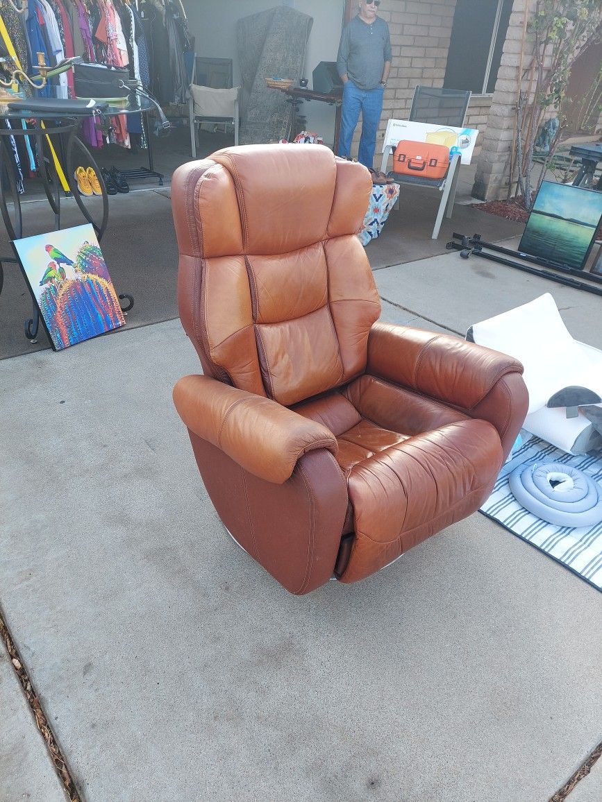 Cinnamon Leather Recliner 
