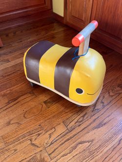 Bumblebee riding toy