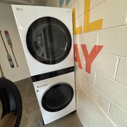 LG WashTower Stacked Laundry Center