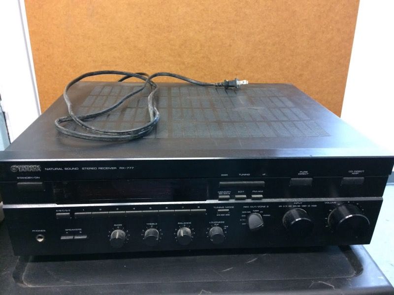 Yamaha RX777 Natural Sound Stereo Receiver for Sale in Los Angeles, CA