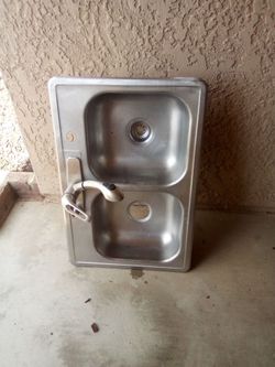 Stainless Steel Double Basin Kitchen Sink with Faucet