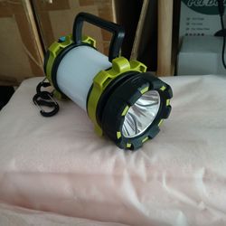 Linterna recargable
