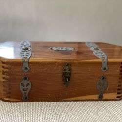 Vintage McGraw Box Co.  Cedar Jewelry / Trinket Box - Silk Lined W/ Mirror