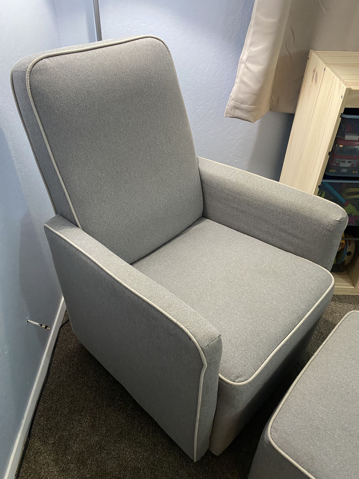 Million Dollar Baby Glider Chair w/ Ottoman
