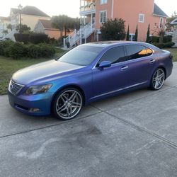 2007 Lexus LS